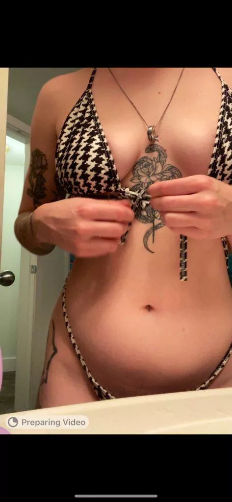 I miss bikini season @crumbprincess69 on onlyfans.com