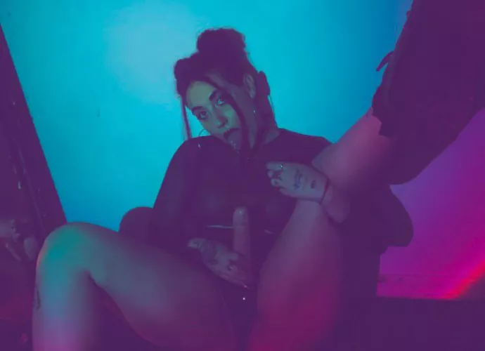 It's the perfect day to worship me with money 💰 Poor thing, I can destroy you in seconds