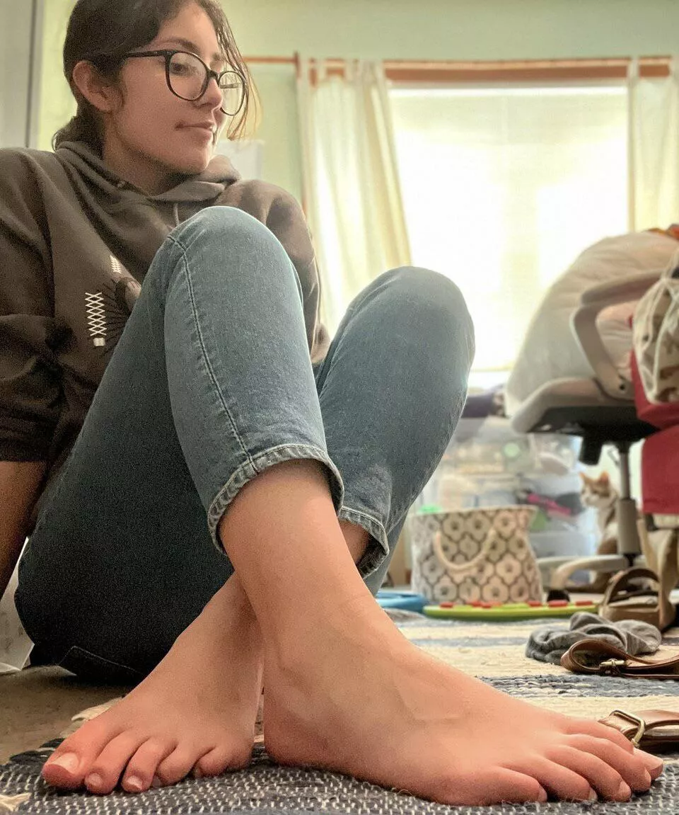 I’ve had such a long week, my feet are sore and need some attention