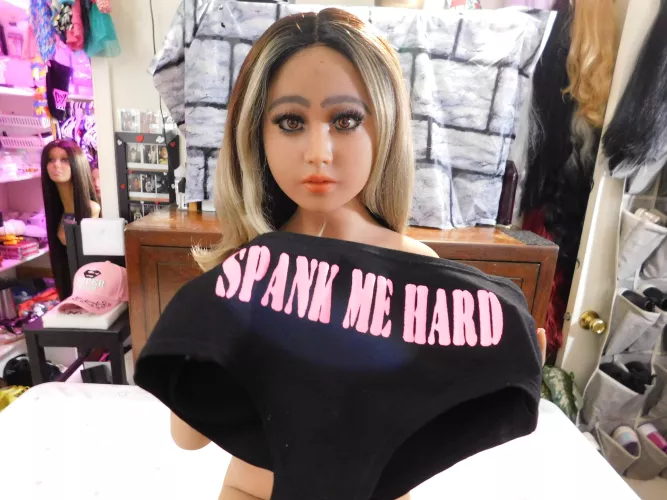 Just A Quick Break From Our Shoot; And What Leila Wanted...