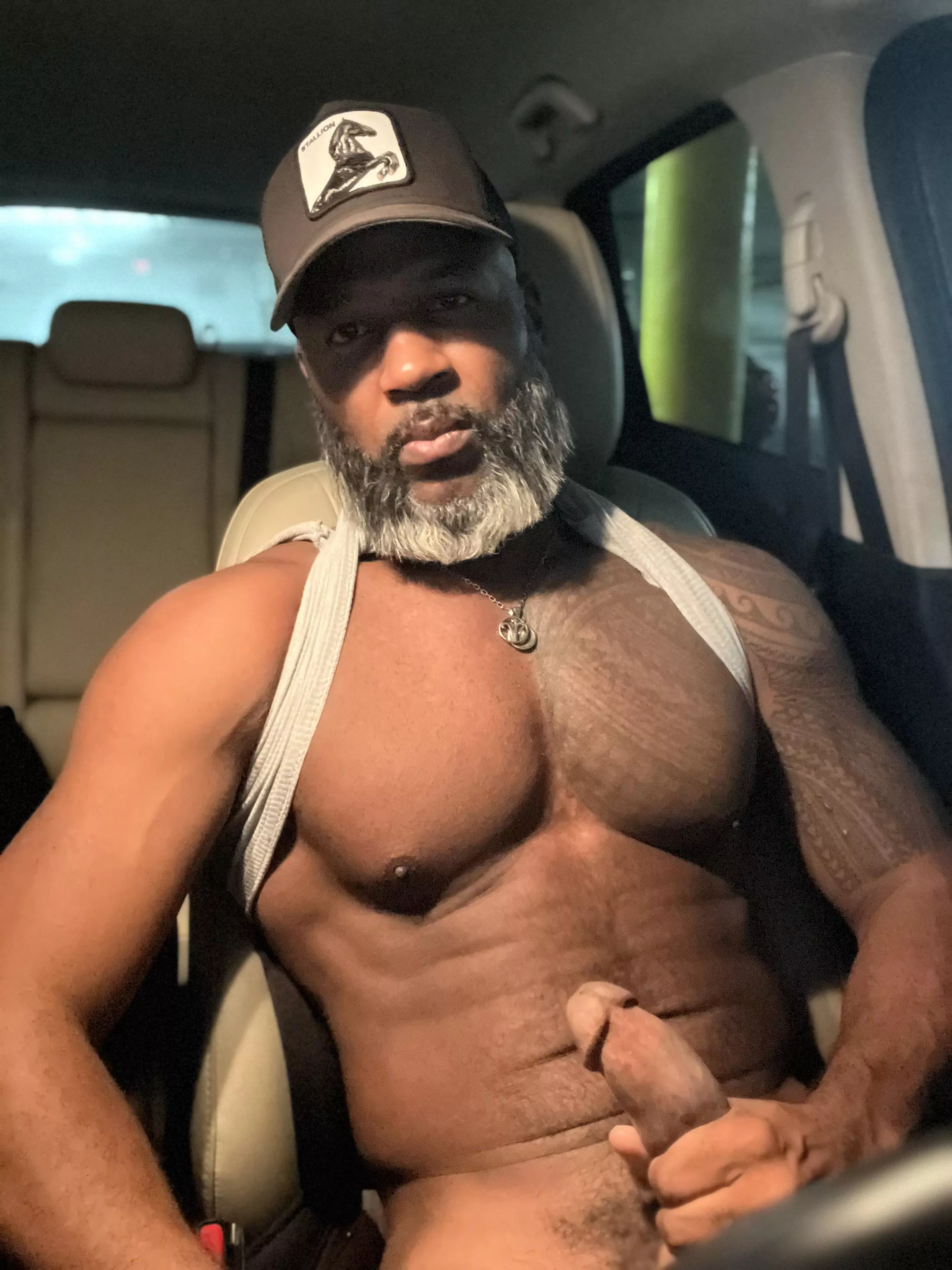 Just finished the gym, had to stroke in the car