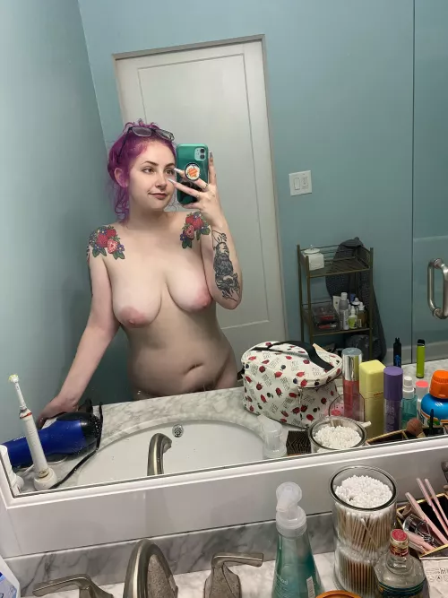 let’s my boobs be your stress ball 🫶