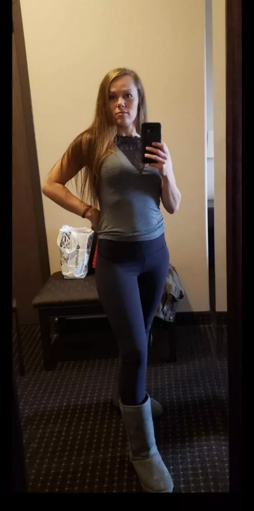 let's undress this bitch send a sample wifetfucker on tele