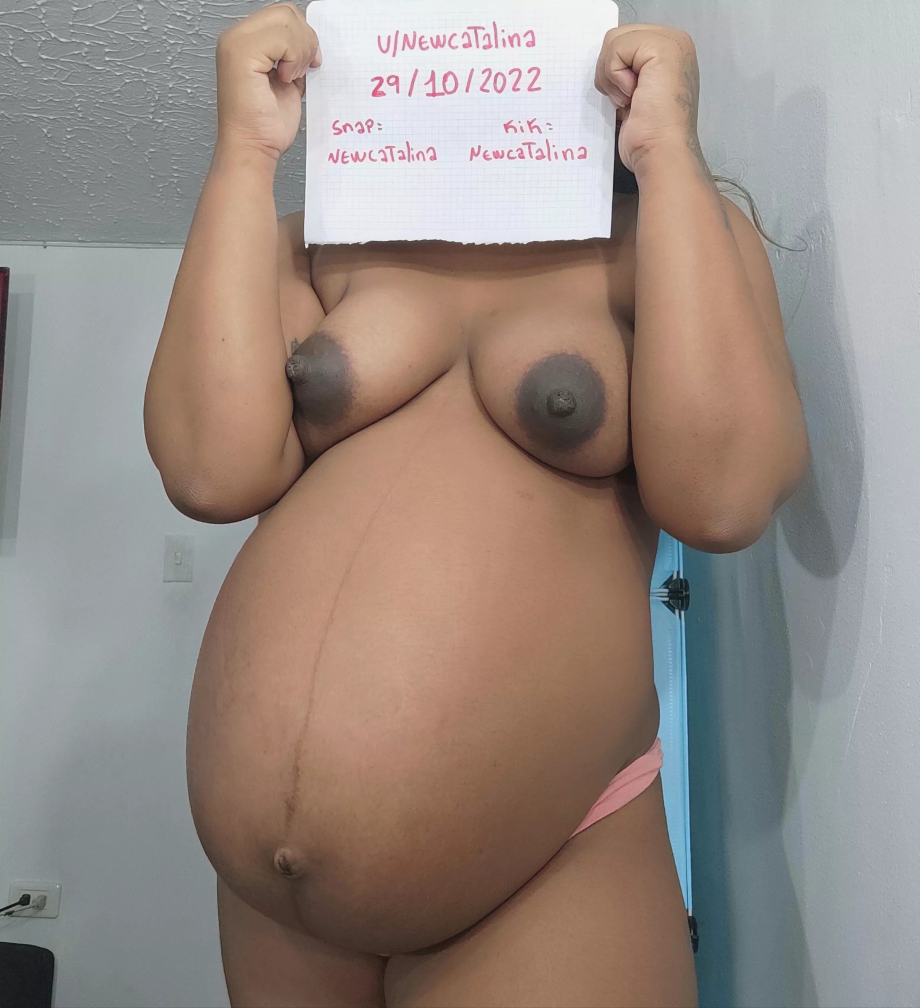 Live verification Available for video call , Sexting sessions in Live , Custom , Gfe ... Kik : @ Newcatalina[ Snap ] → @ Newcatalina