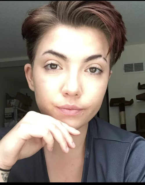 Looking for big white cocks to cocktribute her pm me