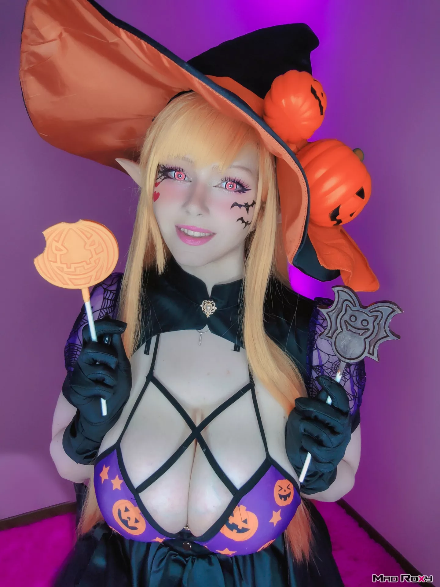 Marin Kitagawa - My dress up darling by Mad Roxy