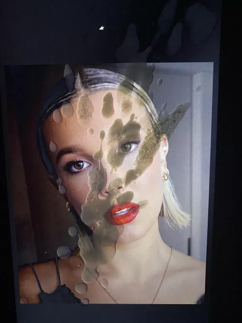 Millie Bobby Brown got a massive load from me🤤