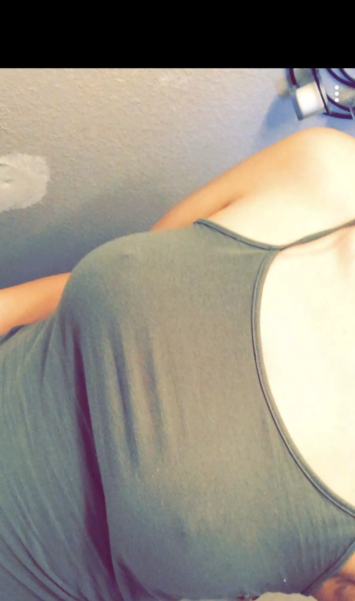 New here, wanna see whats underneath? ;)