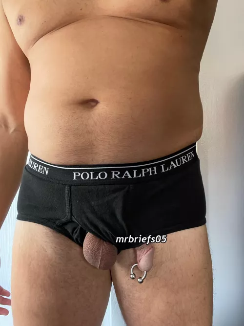 Oops…😬😏🖤🥜💍