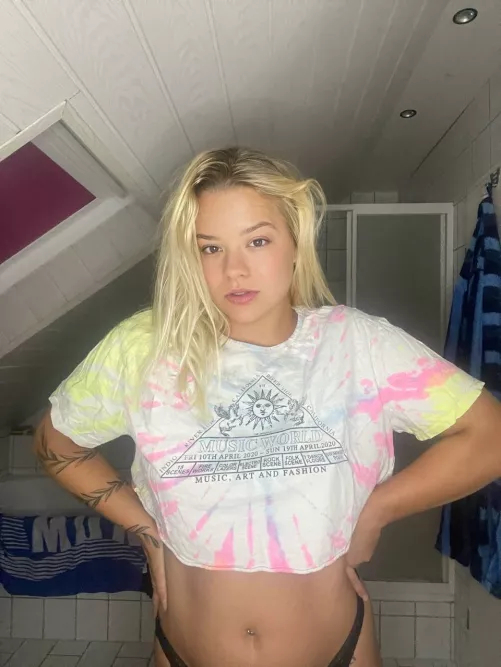 probably the hottest kinky nurse you ever know