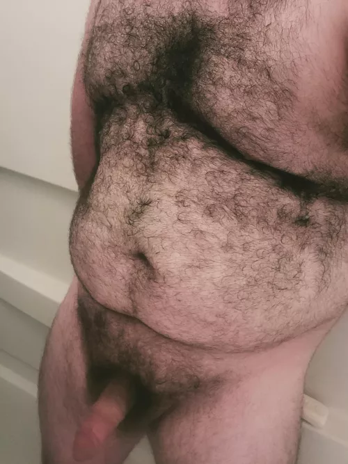 provocative showe pic. you know you like it.