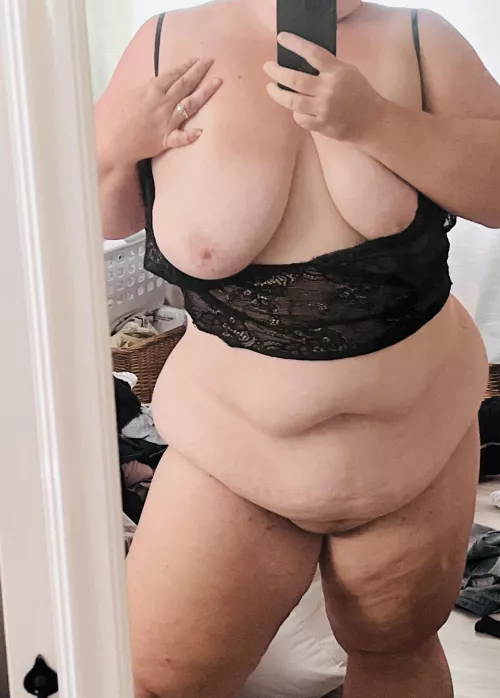 Reorganizing my closet and finding some old gems buried back there. Pretty lace top… now where are the matching bottoms?!