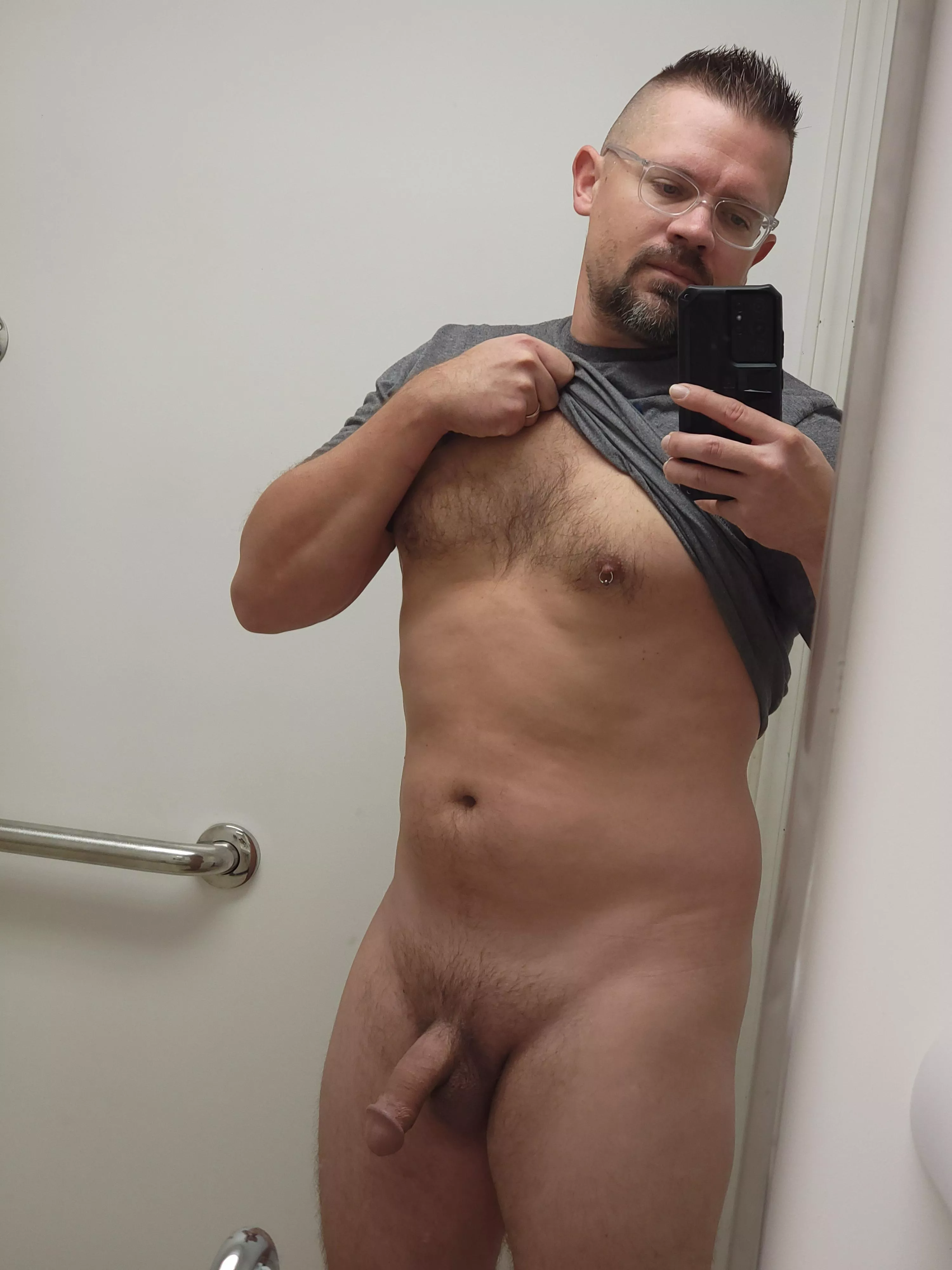 Shameless bathroom selfie to start my day.