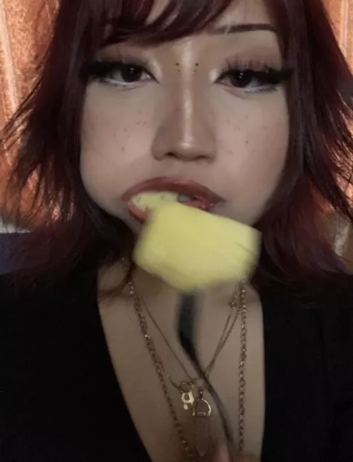 Someone tribute this pic of me plssss 😭🥹