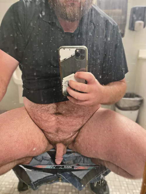 Sorry for the dirty mirror my department doesn’t clean. But let’s get freaky in the company bathroom😏