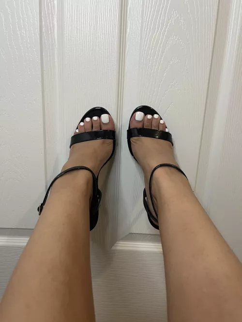 steve madden’s my fave 💕