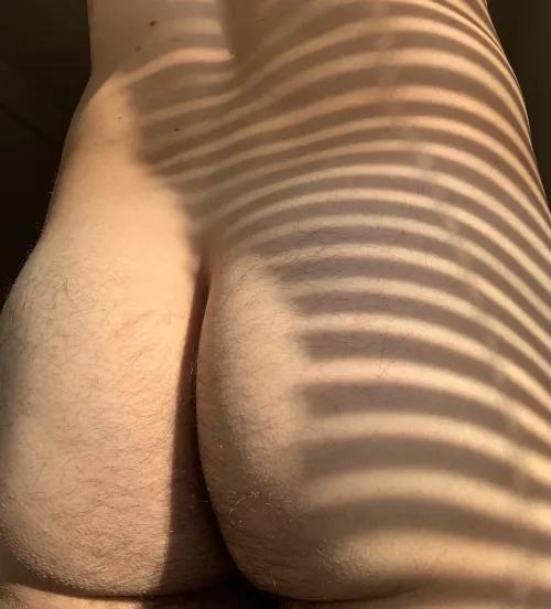 Sunkissed ass ☀️👅🍑
