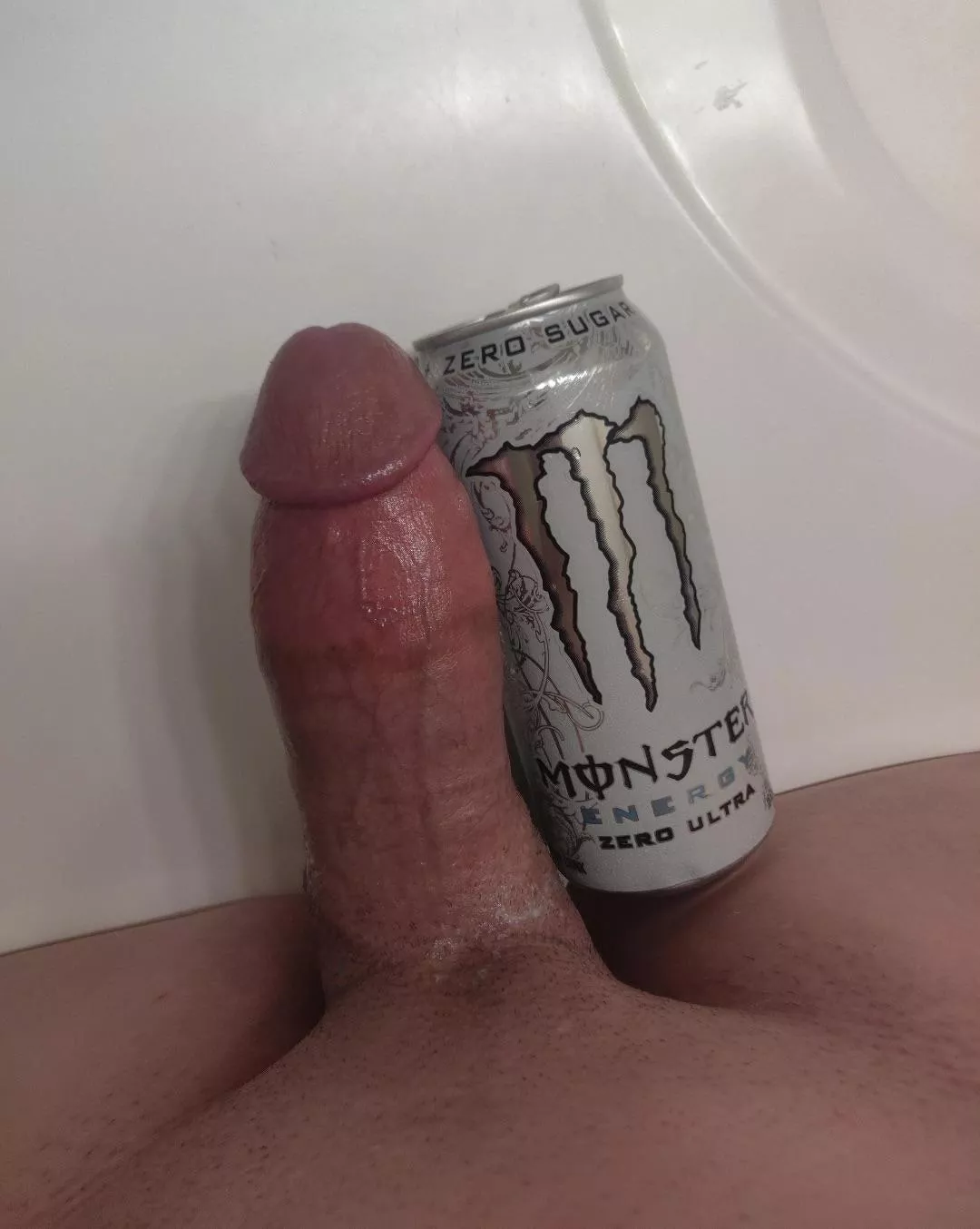 Thickest dick on Reddit. Who’s challenging me??