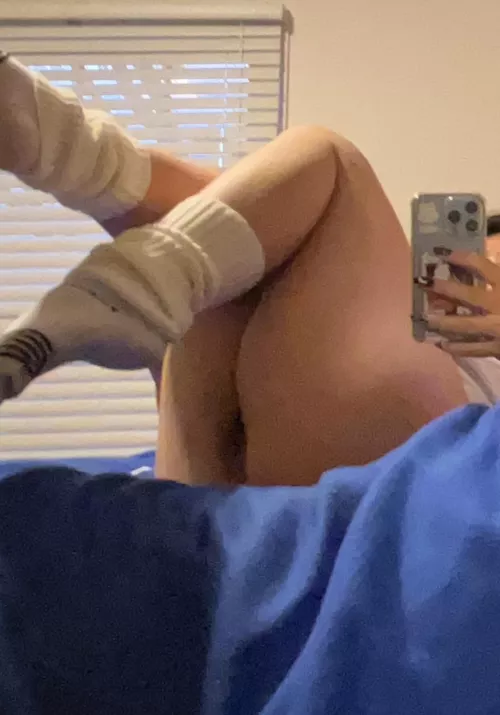 thighs packed and ready for you 😌