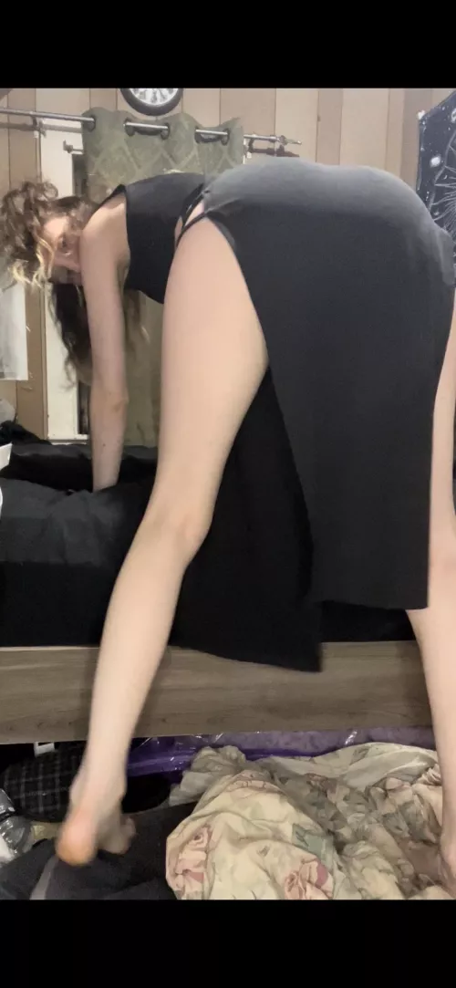 This dress could be pulled to the side so easily https://onlyfans.com/just_jessxo