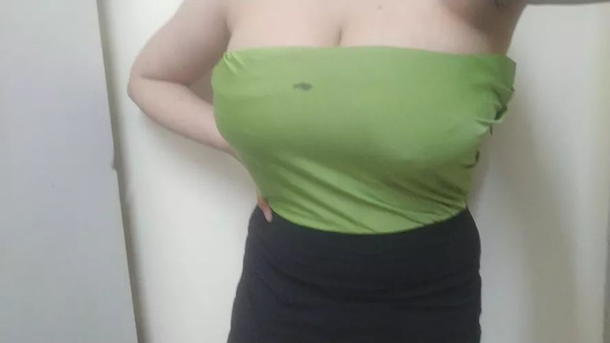 too bad this dress got stained and is unwearable rn