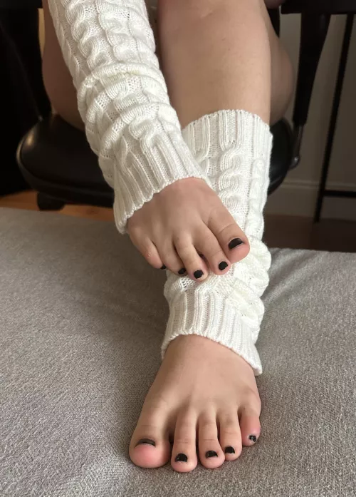 Wanna cuddle today? If we get too hot you can take my foot warmers off (with your mouth)