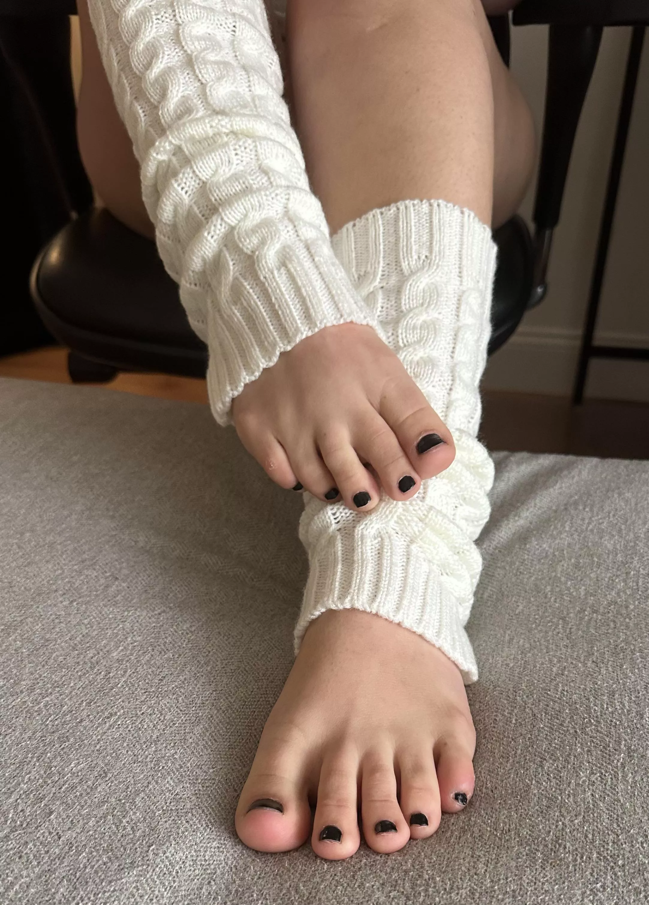 Wanna cuddle today? If we get too hot you can take my foot warmers off (with your mouth)