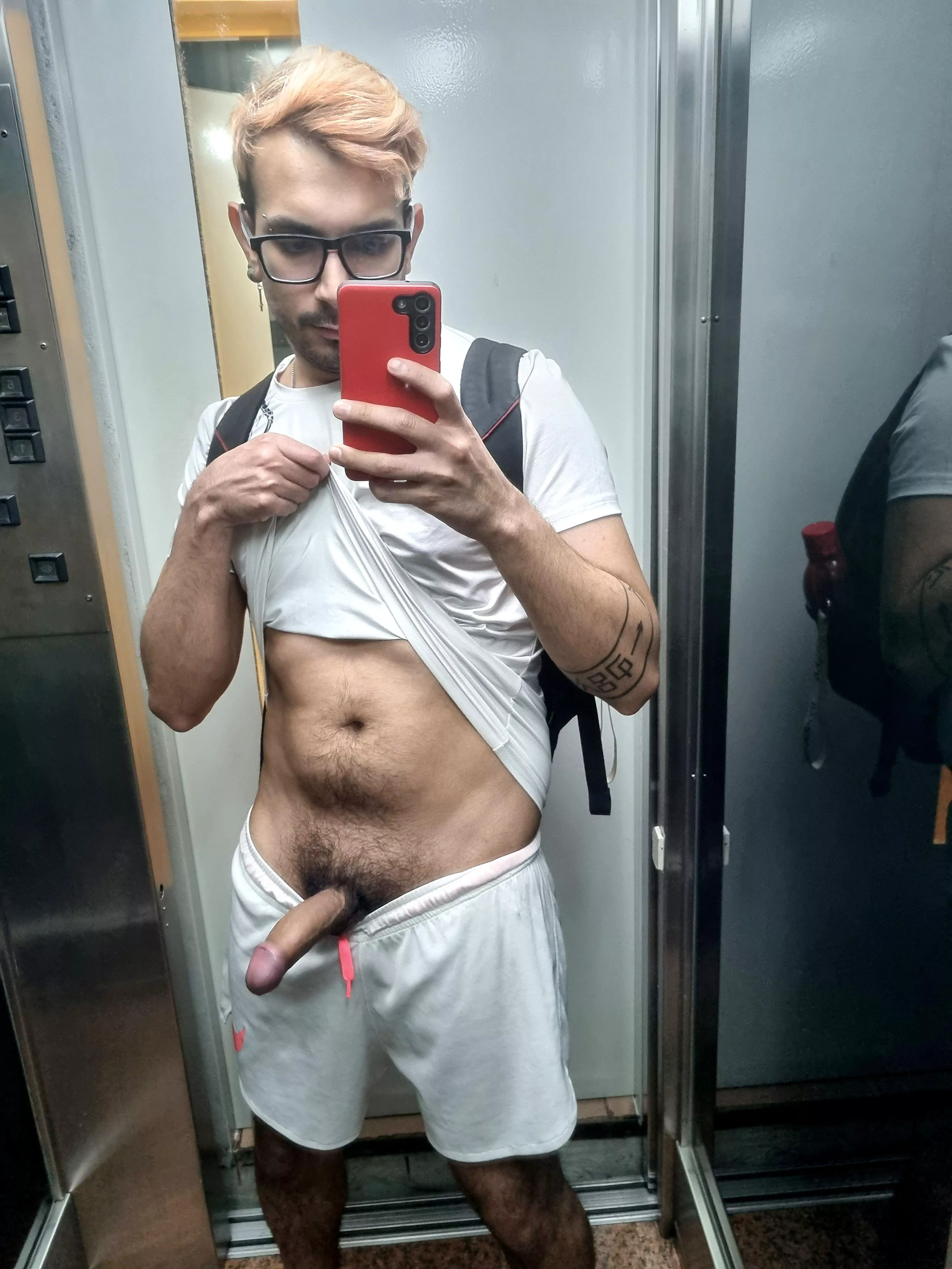 Who else is into exhib/public?