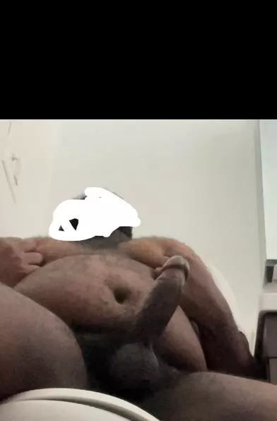 Who wants to see me cum from just playing with my nipples?