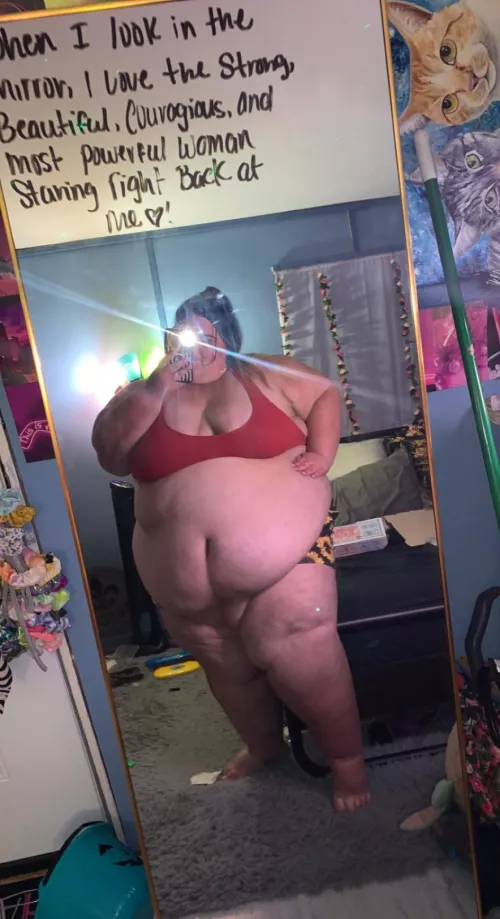 Will you give me belly rubs? 🥰