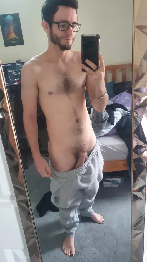 y'all like grey joggers? am I wearing them right?