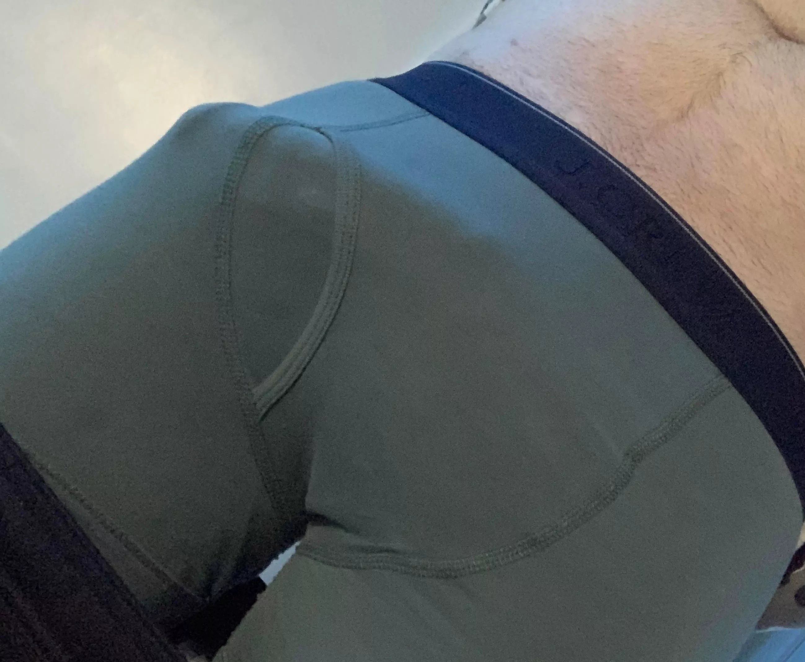 (18) Are you okay with me coming over dressed like this?