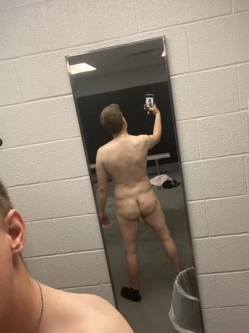 24M, whatcha gonna do when you see me bro? 😉 I won’t tell anyone.