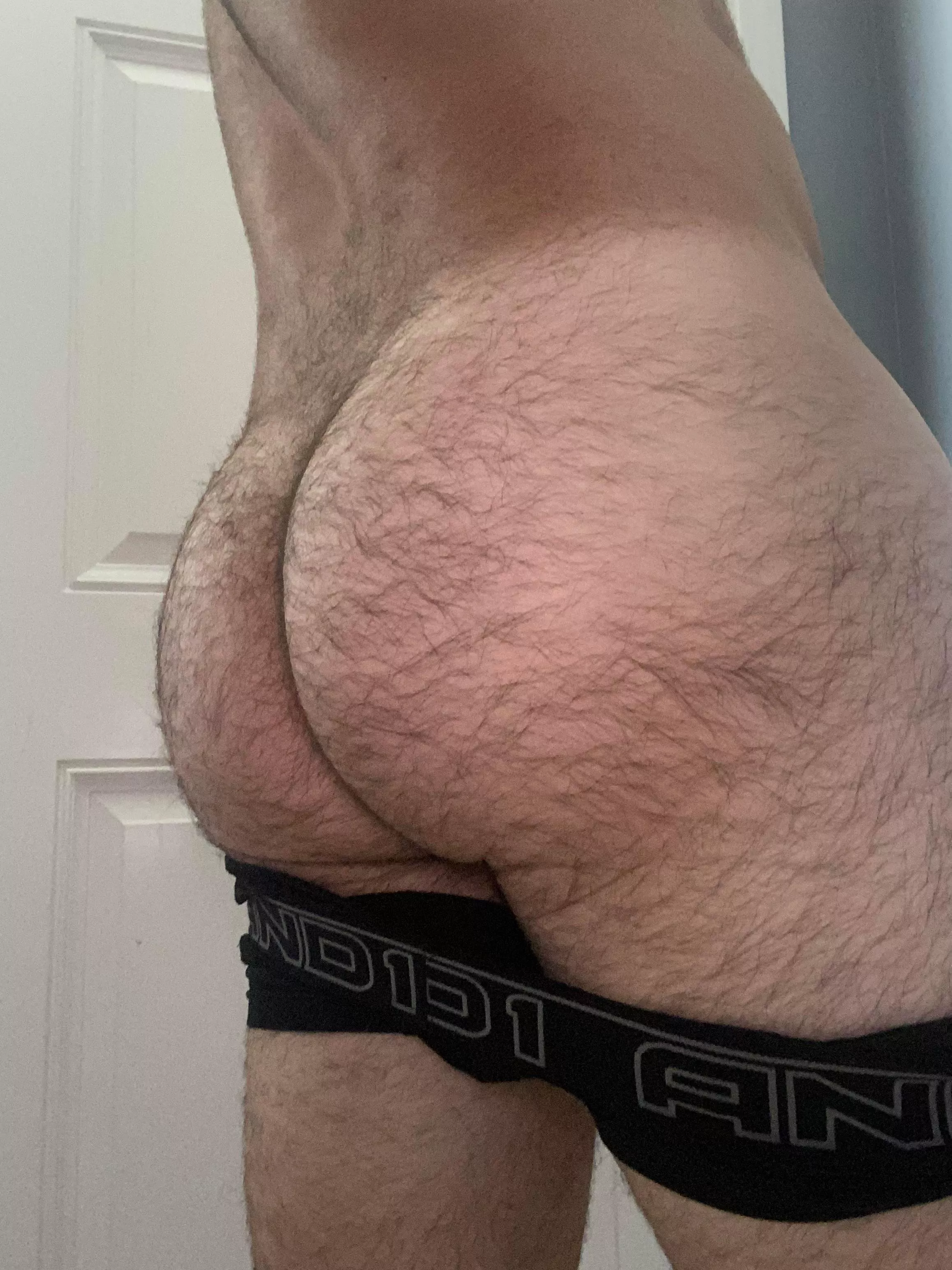 25 in shape bottom bro with a furry bubble butt. :)DMs are open