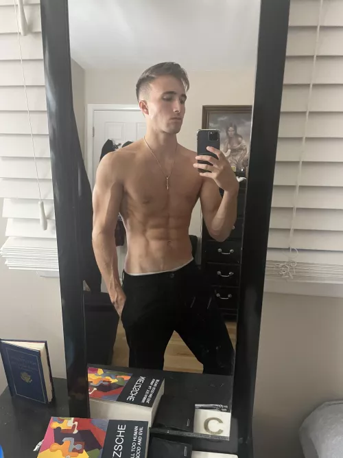 Abs too much or just right? 🤔