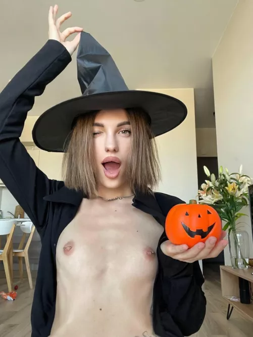 Can i suck your cock ?🥵