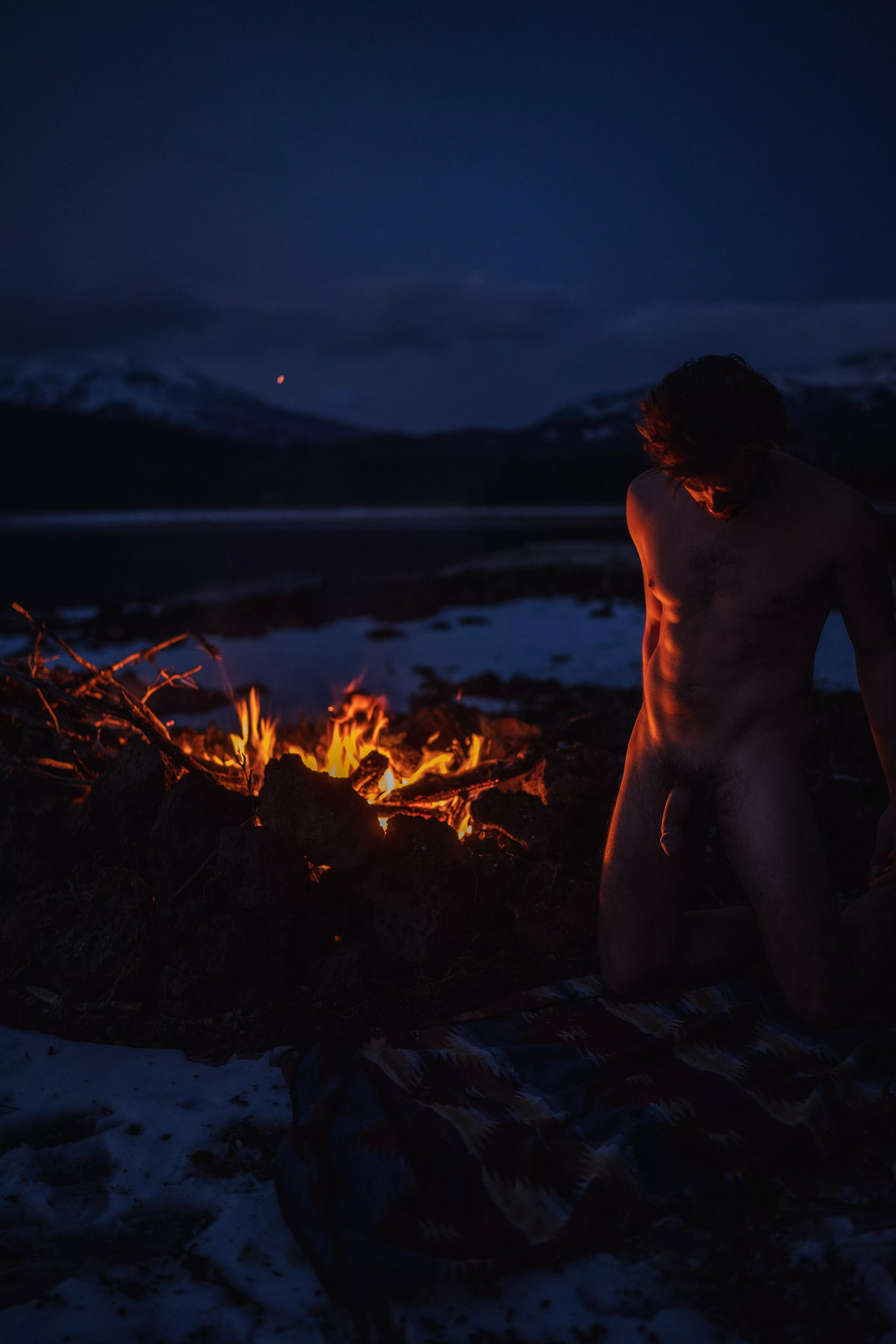 Chilly evening but toasty next to the fire 🔥