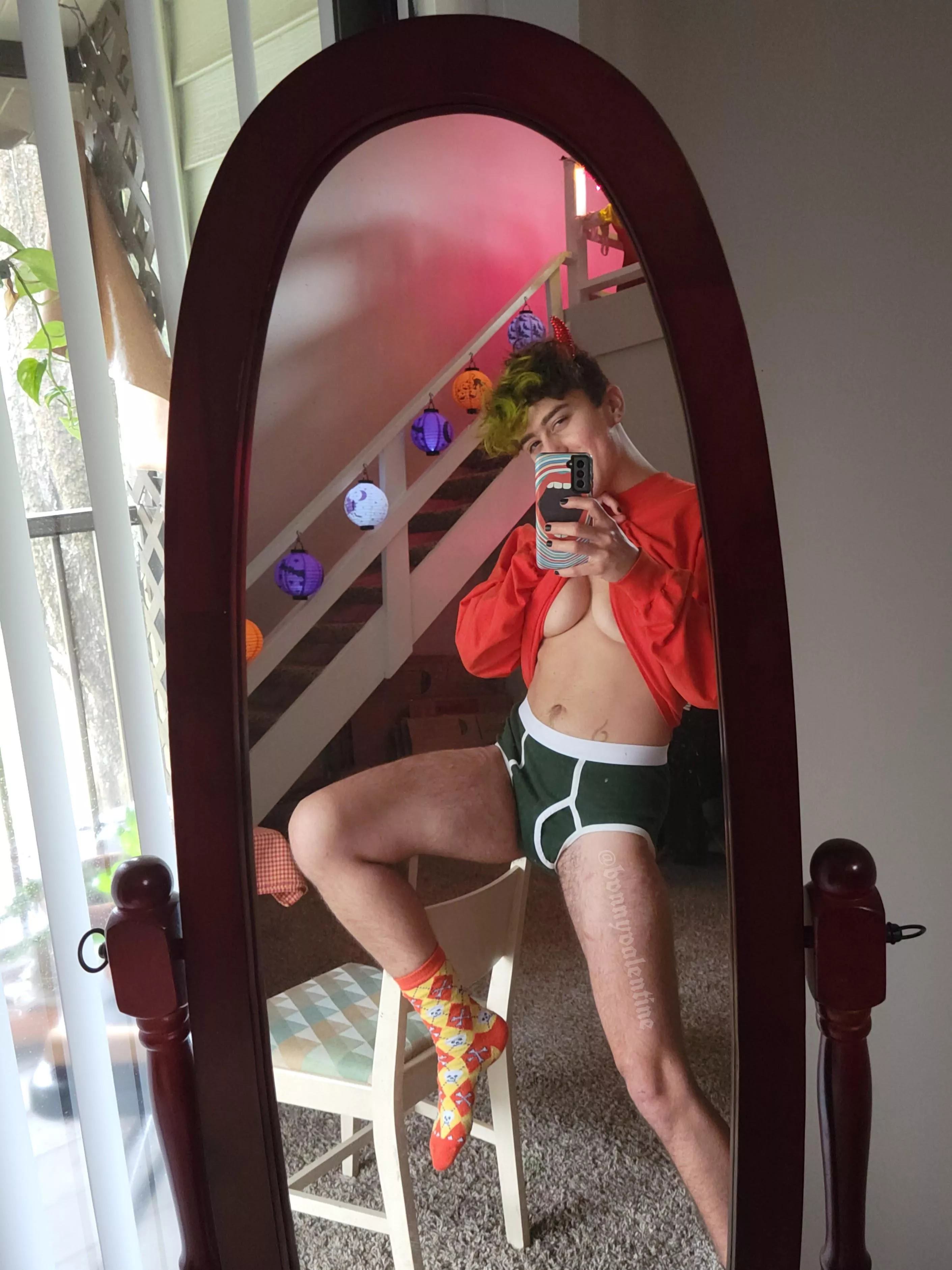 come get this sucubussy 😈