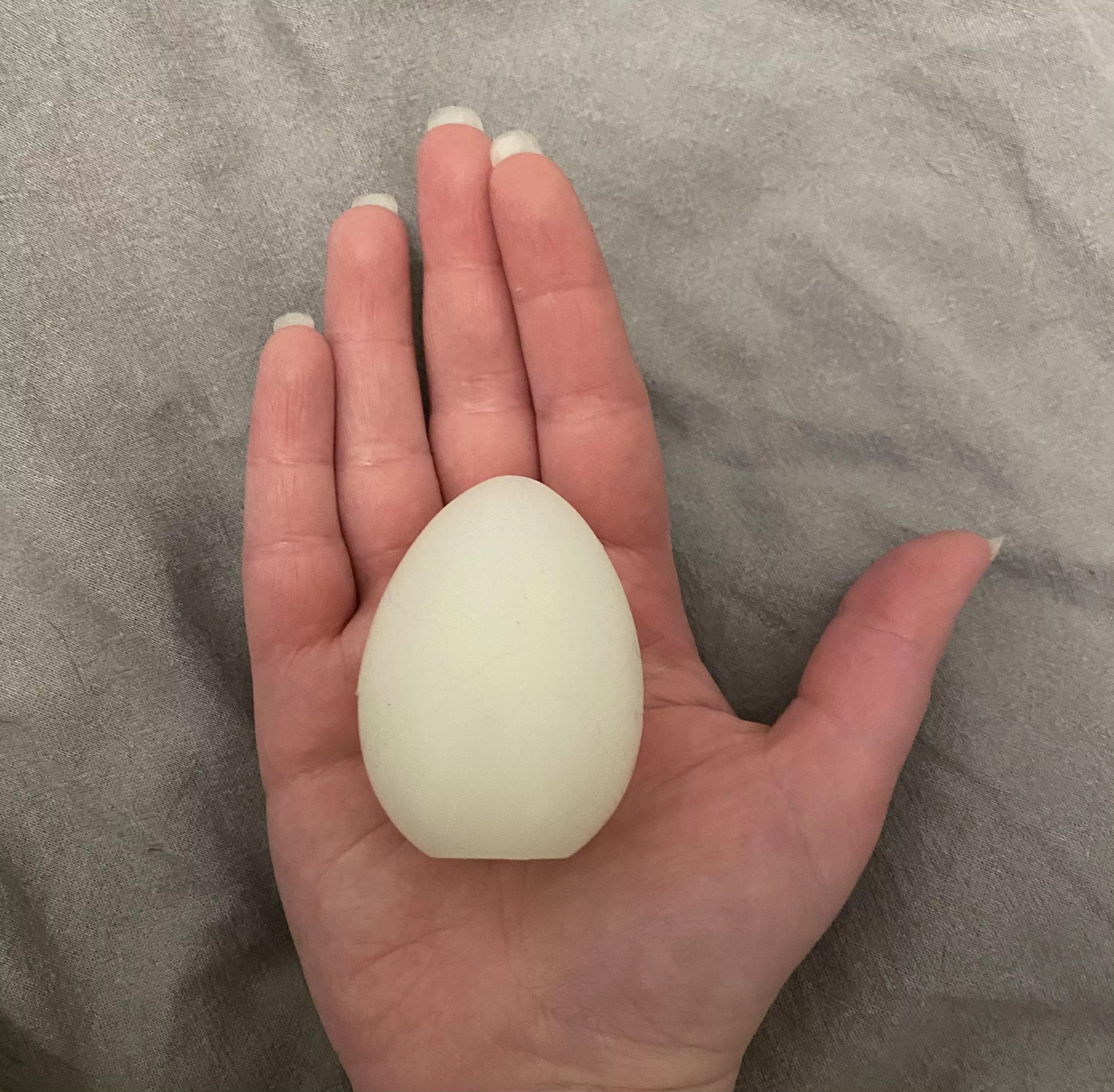 Day 3 of incubating every day! (Feat another from the clutch bc mine is still nice and warm)