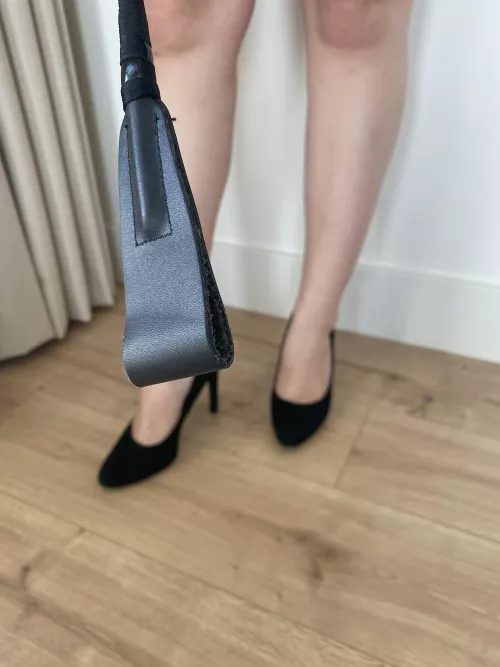 Do as mommy tells you or you’ll suffer the consequences