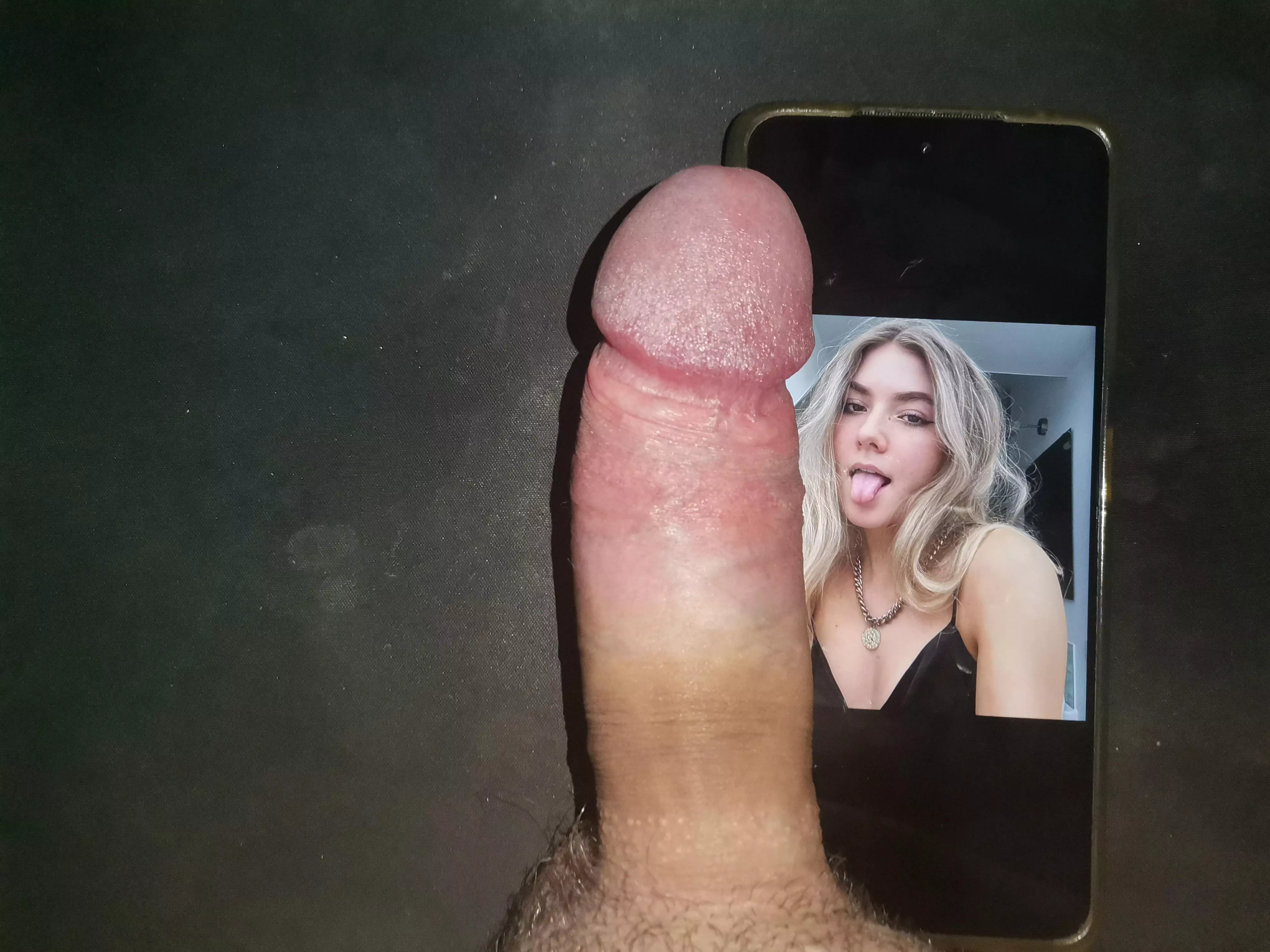 doing tributes dm me