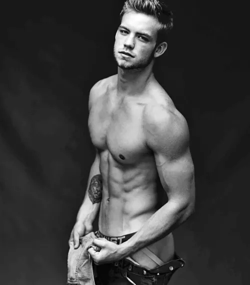“Dustin McNeer” …