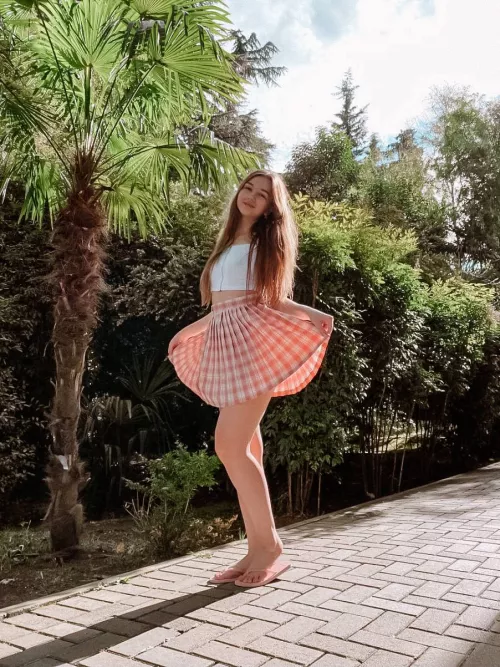 First of all, I love the heat and skirts