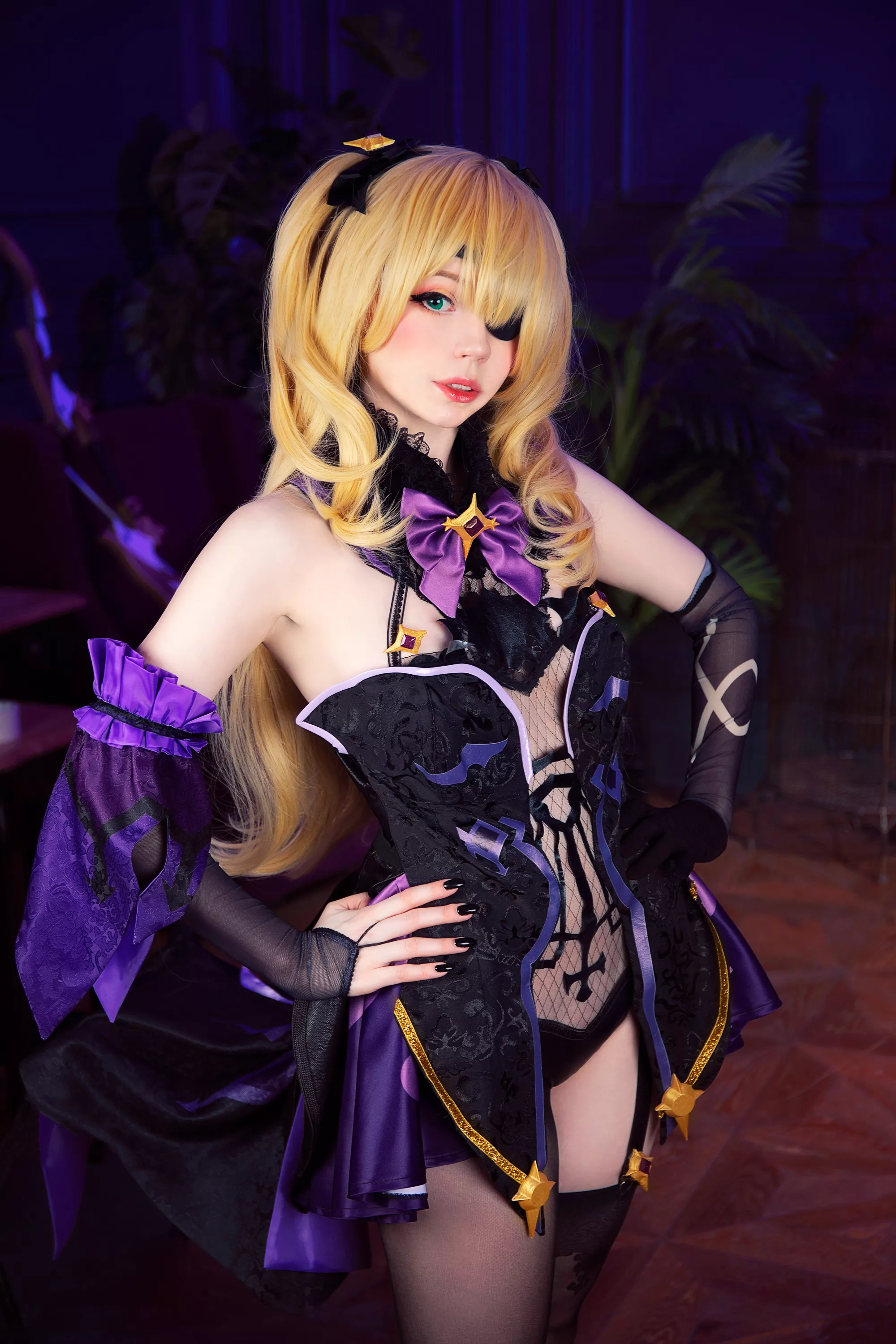 Fischl (Genshin Impact) by CatiCornplay