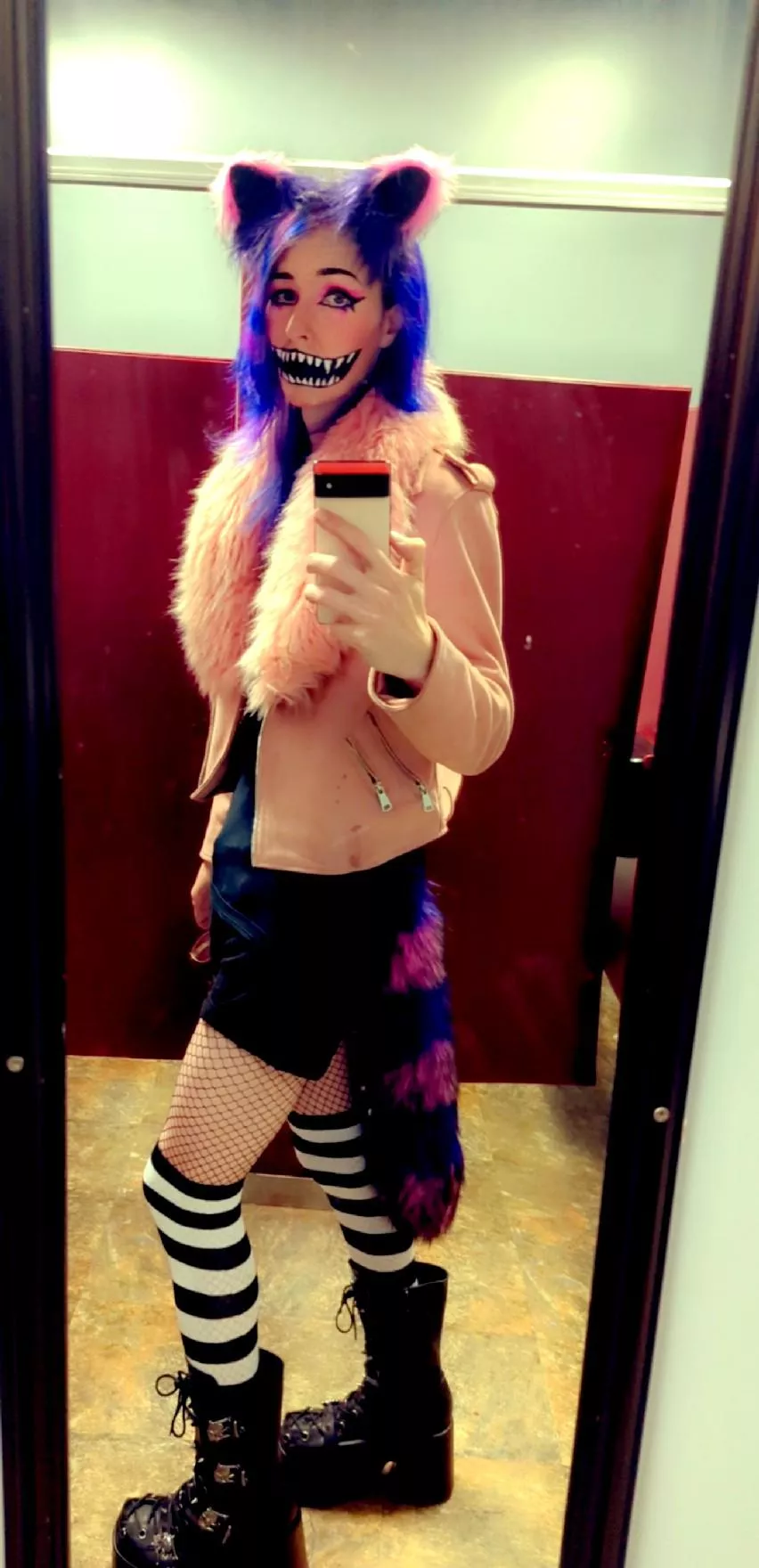 Happy Halloween ya filthy animals 💜💕