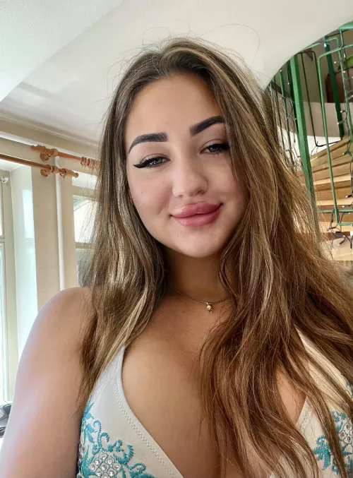 I hope that my face can make ur day better!