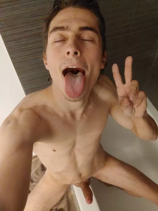 I need something down my throat 😝