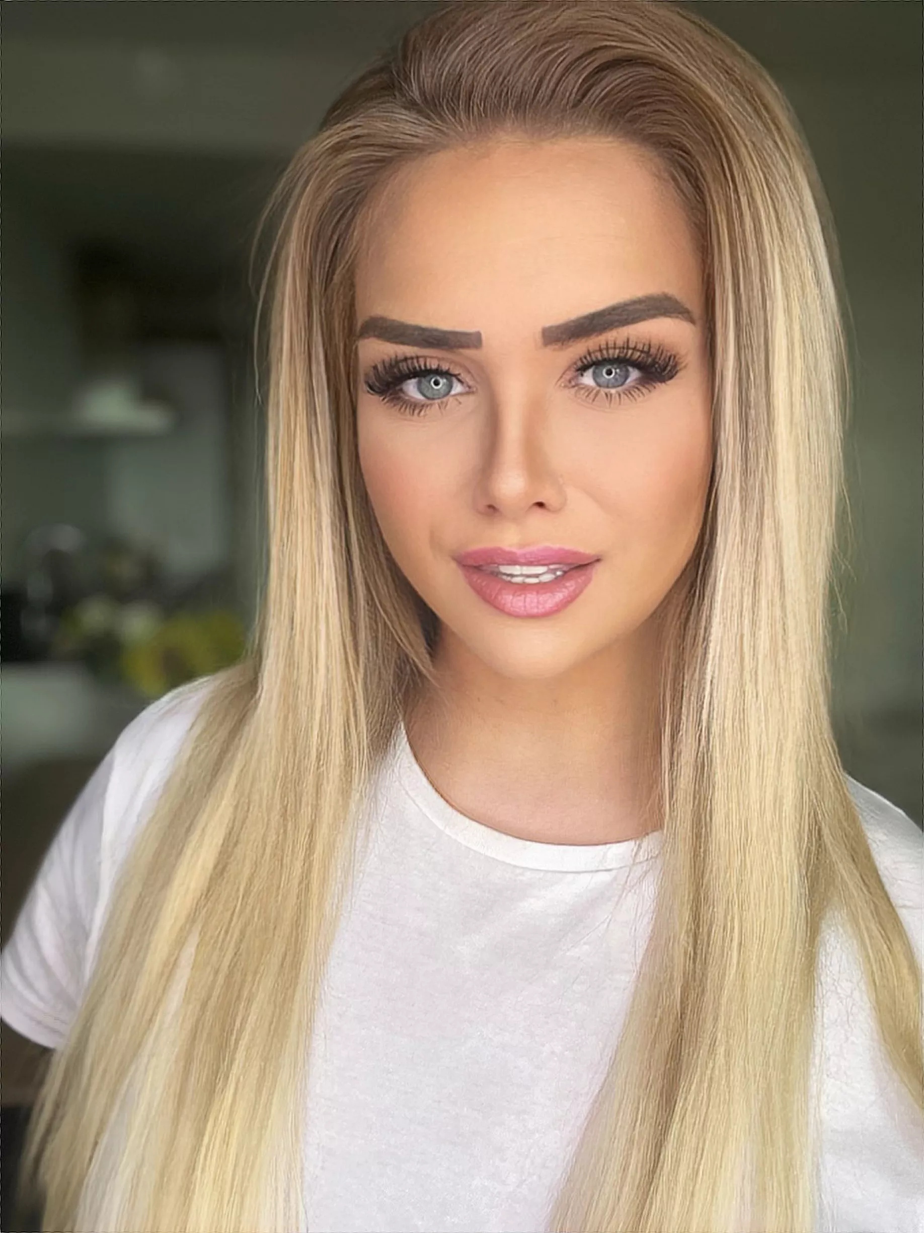 I wanna be your favorite slut!