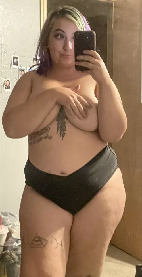 Impulsively quit my job this morning, all my free time will now be dedicated to thirst traps