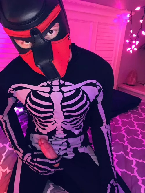 It’s almost time for us to howl at the moon 💀🐕